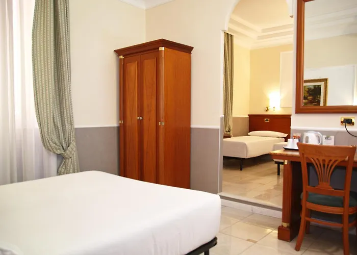 Hiberia Hotel 3*