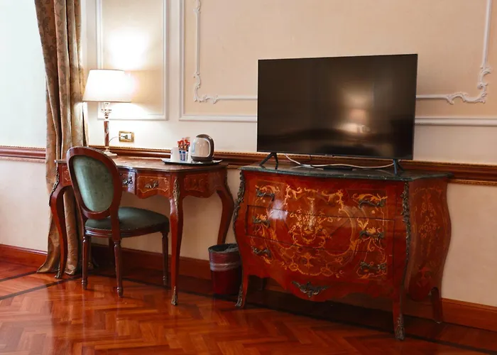Hotel Hiberia Rome