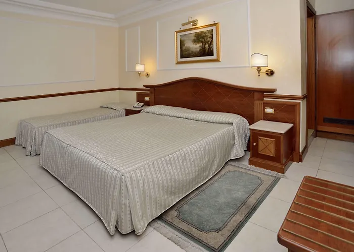 Hiberia Hotel 3*