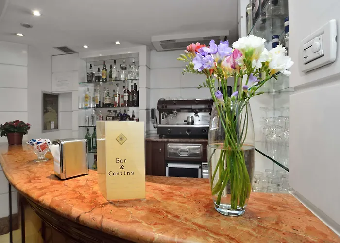 Hiberia Hotel 3*